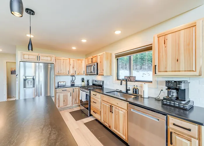 Views, Trails, Hot Tub & More: Luxe Wyoming Oasis Ferienhaus Dubois