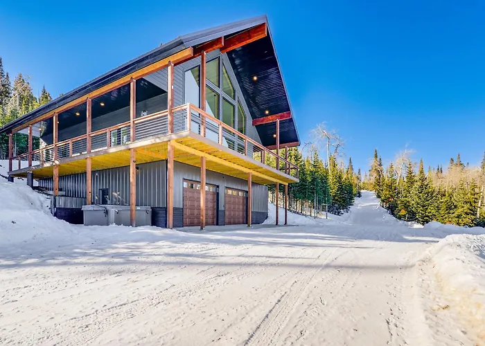 Views, Trails, Hot Tub & More: Luxe Wyoming Oasis Ferienhaus Dubois